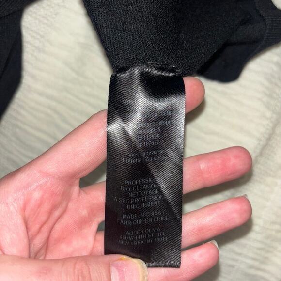 Alice + Olivia Black Wool and Cashmere Blend Top | Asymmetrical Hem | Size Small - Picture 8 of 11